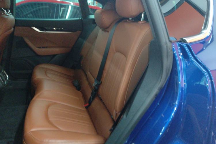 Used Maserati Levante 2019 3.0T Standard Version China VI Left Rear Seat