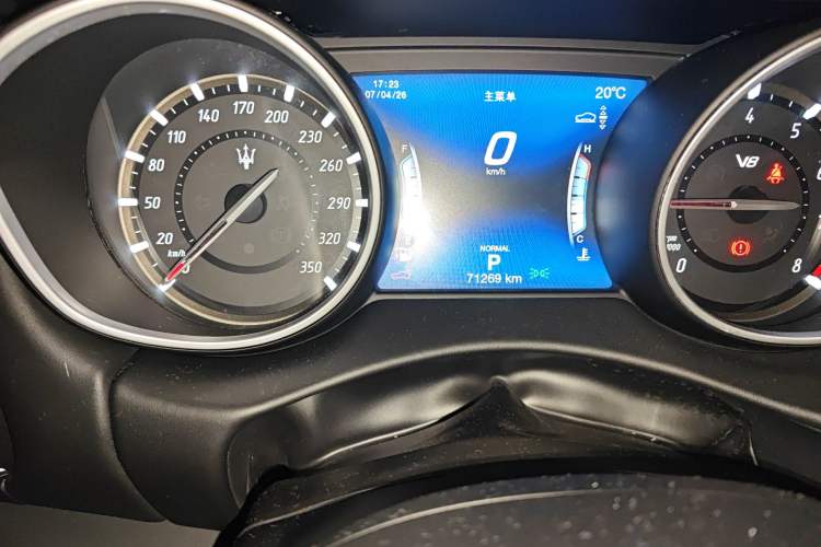 Used Maserati Levante 2019 3.8T GTS Odometer Close Up