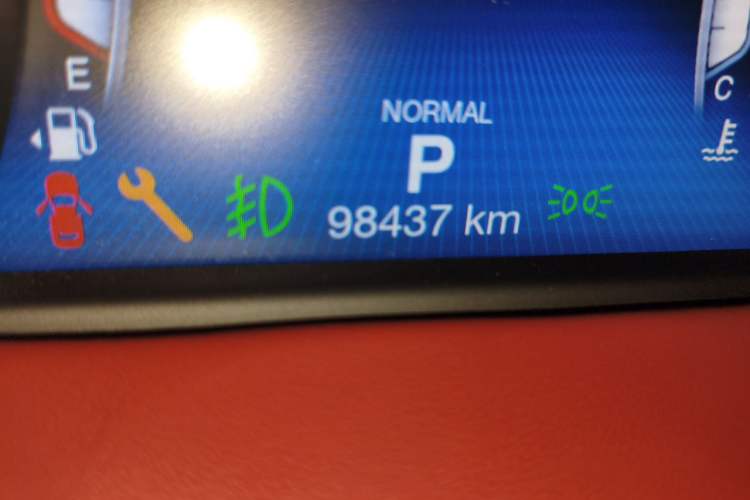 Used Maserati Levante 2019 3.0T Prestige Blue Global Limited Edition China VI compliant Odometer Close Up