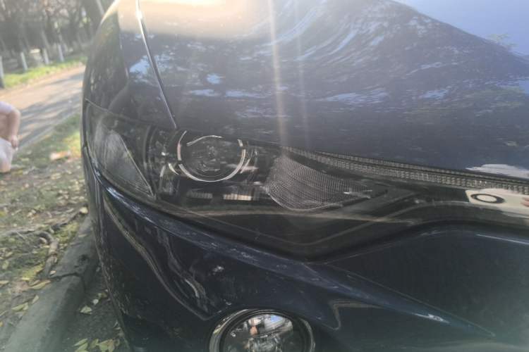 Used Maserati Levante 2019 3.0T Standard Version China VI Right Front Headlight
