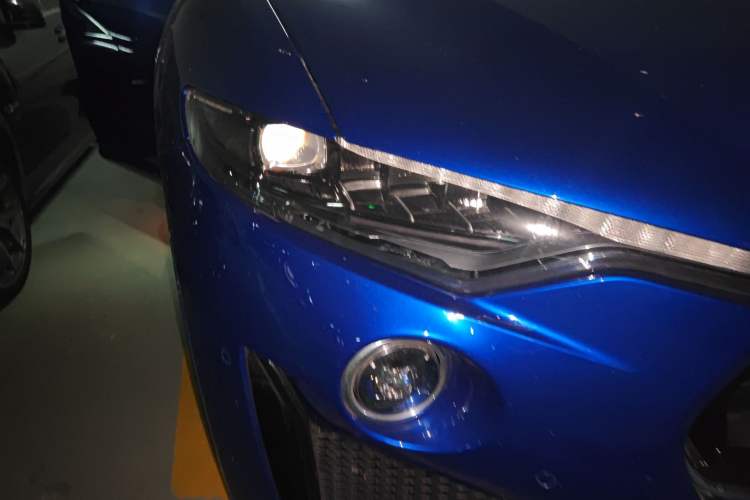 Used Maserati Levante 2019 3.8T GTS Right Front Headlight