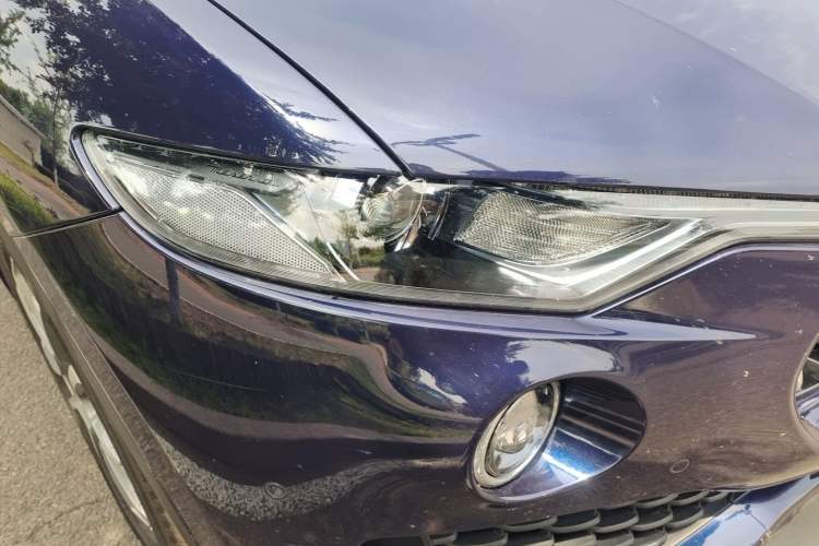 Used Maserati Levante 2019 3.0T Standard Version China VI Right Front Headlight