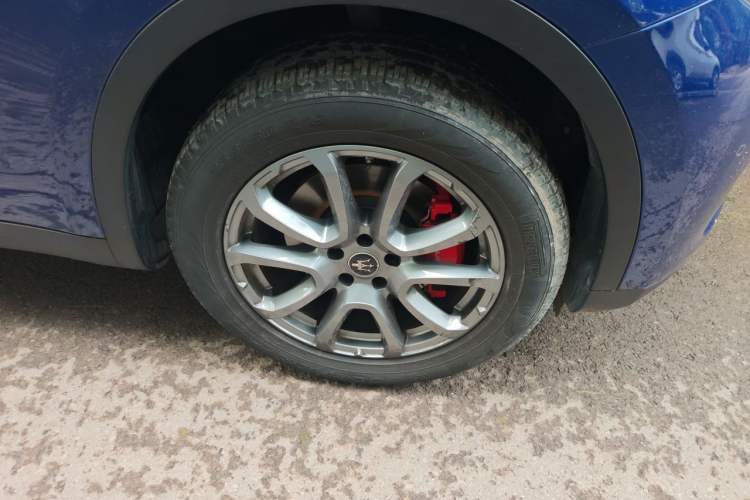 Used Maserati Levante 2019 3.0T Standard Version China VI Right Front Wheel Hub