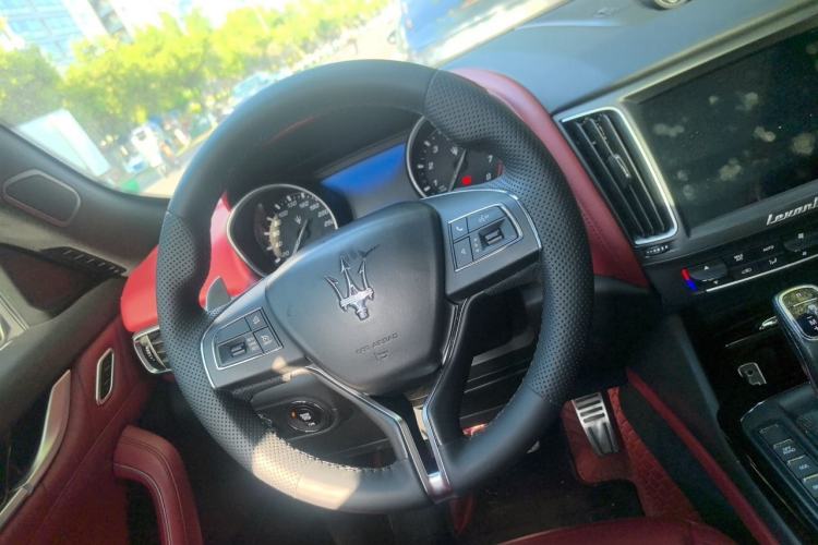 Used Maserati Levante 2019 3.0T Standard Version China VI Steering Wheel