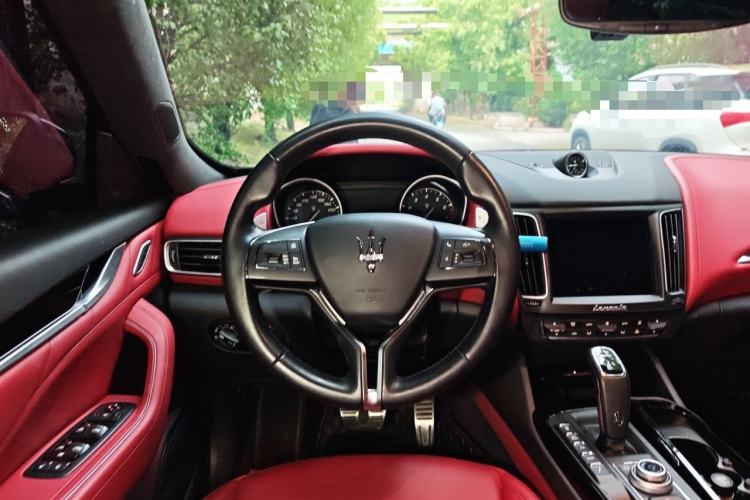 Used Maserati Levante 2019 3.0T Standard Version China VI Steering Wheel