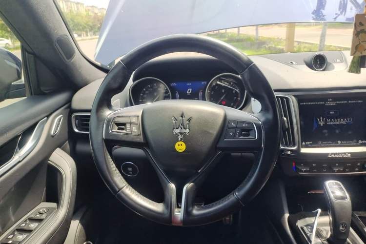 Used Maserati Levante 2019 3.0T Standard Version China VI Steering Wheel