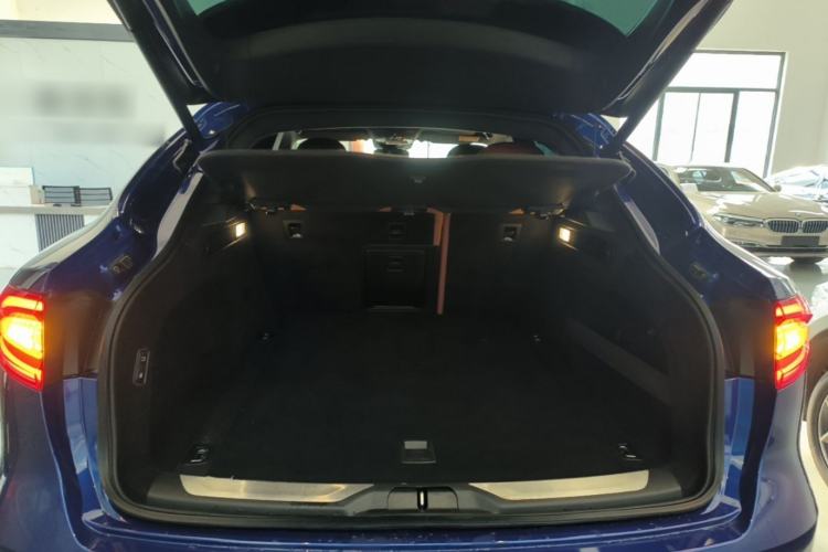 Used Maserati Levante 2019 3.0T Standard Version China VI Trunk