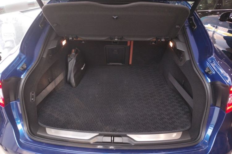 Used Maserati Levante 2019 3.0T Standard Version China VI Trunk
