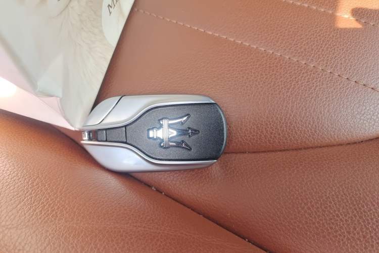 Used Maserati Levante 2019 3.0T Standard Version China VI Vehicle Key