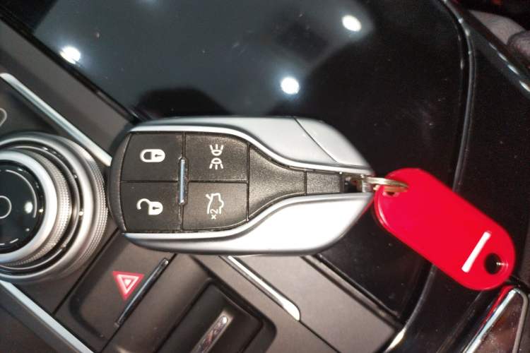 Used Maserati Levante 2019 3.0T Standard Version China VI Vehicle Key