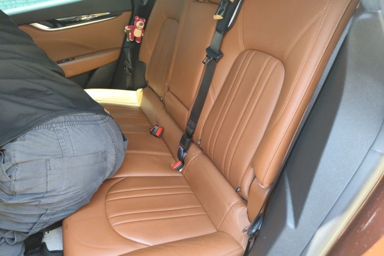 Used Maserati Levante 2019 3.0T Standard Version China V Emission Standard Left Rear Seat