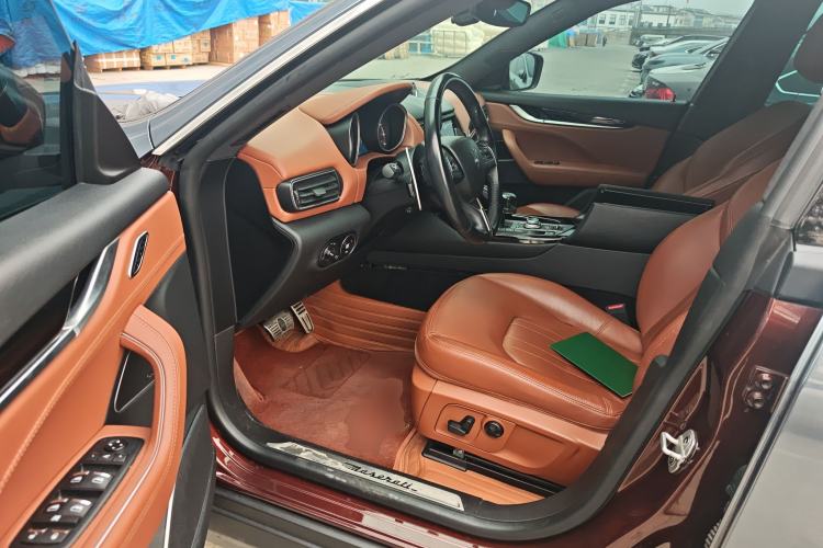 Used Maserati Levante 2019 3.0T Standard Version China V Emission Standard Driver Seat
