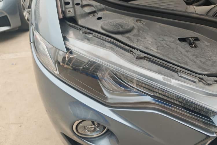 Used Maserati Levante 2019 3.0T Standard Version China V Emission Standard Right Front Headlight