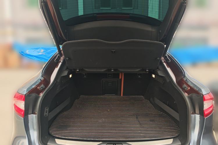 Used Maserati Levante 2019 3.0T Standard Version China V Emission Standard Trunk
