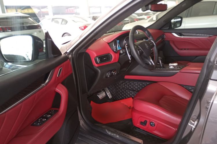 Used Maserati Levante 2019 3.0T Standard Version China VI Driver Seat