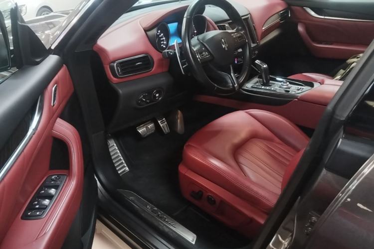 Used Maserati Levante 2019 3.0T Standard Version China VI Driver Seat