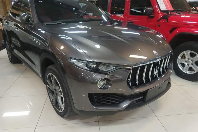 Used Maserati Levante 2019 3.0T Standard Version China VI Front Right 45 Deg
