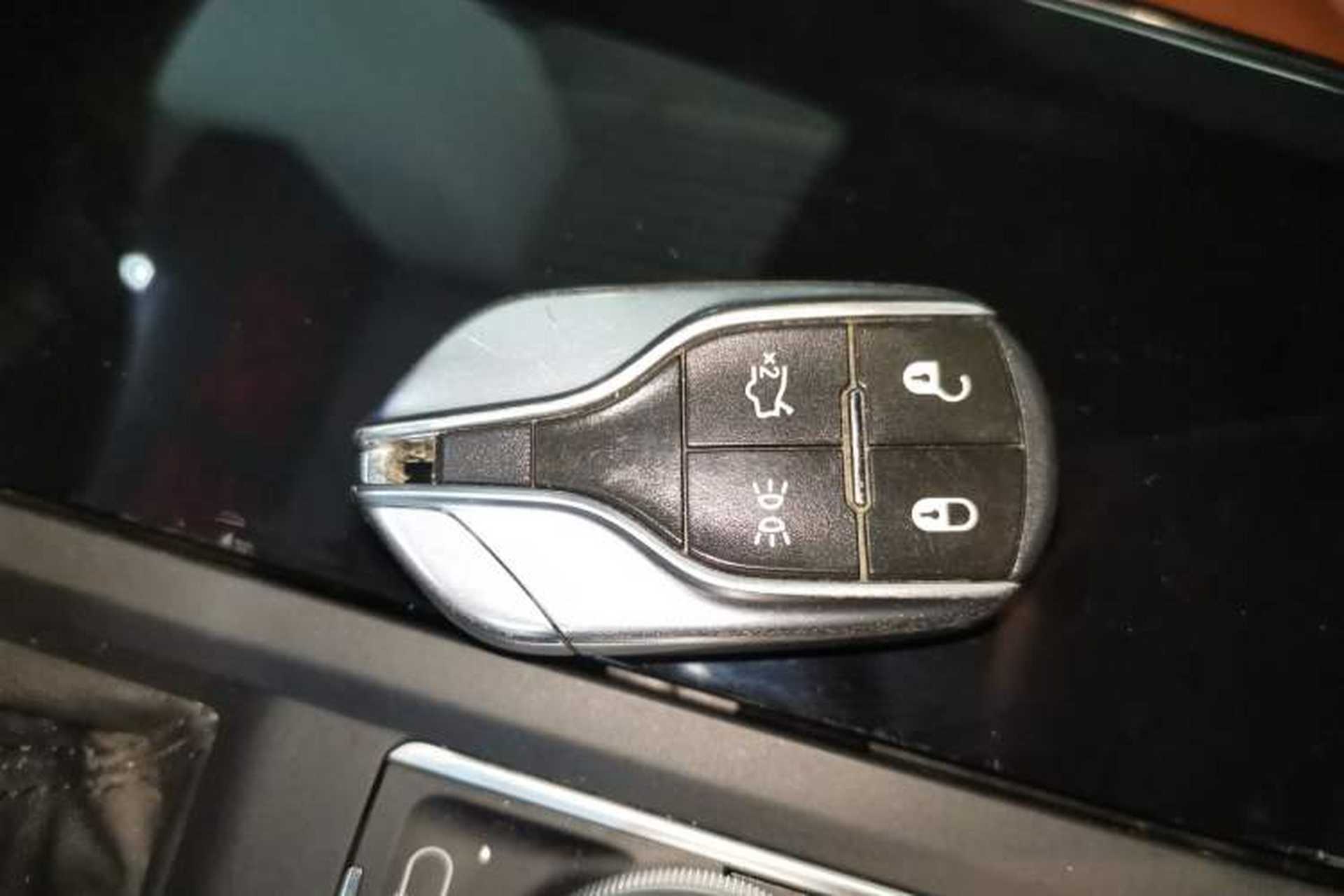 Used Maserati Levante 2019 3.0T Standard Version China V Emission Standard Interior 1