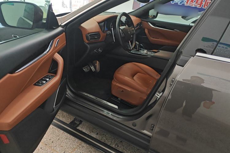 Used Maserati Levante 2019 3.0T Standard Version China VI Interior 3
