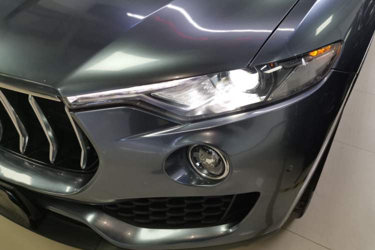 Used Maserati Levante 2019 3.0T Standard Version China V Emission Standard Left Front Headlight