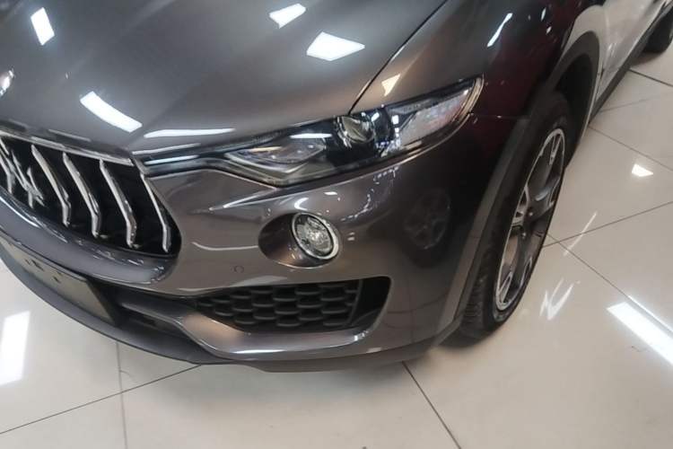 Used Maserati Levante 2019 3.0T Standard Version China VI Left Front Headlight