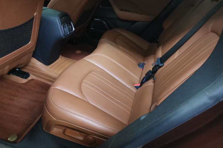 Used Maserati Levante 2019 3.0T Standard Version China V Emission Standard Left Rear Seat