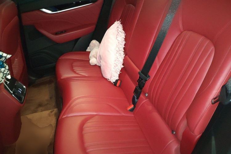 Used Maserati Levante 2019 3.0T Standard Version China VI Left Rear Seat