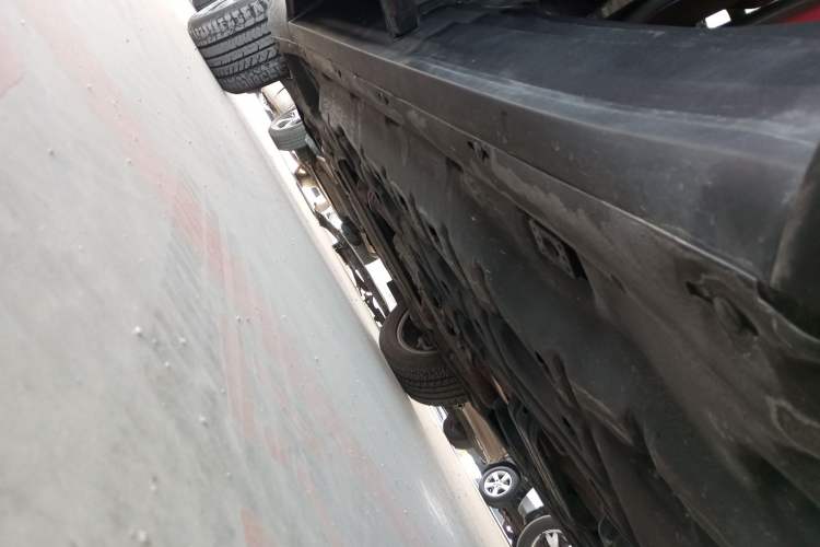 Used Maserati Levante 2019 3.0T Standard Version China VI Left Side Sill