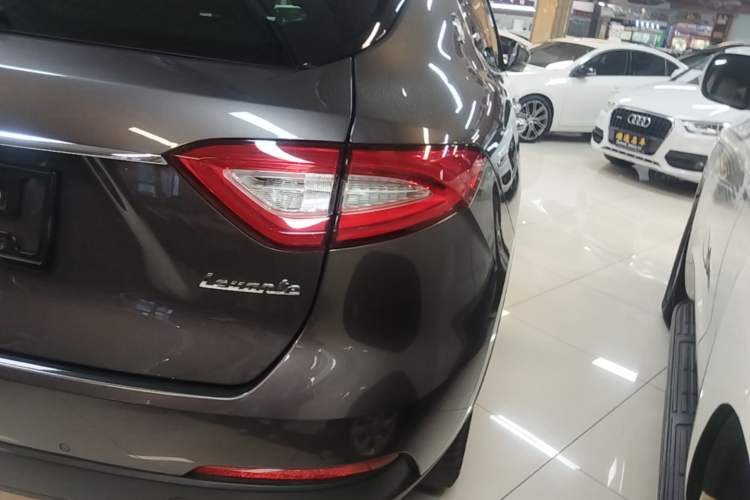 Used Maserati Levante 2019 3.0T Standard Version China VI Right Rear Taillight