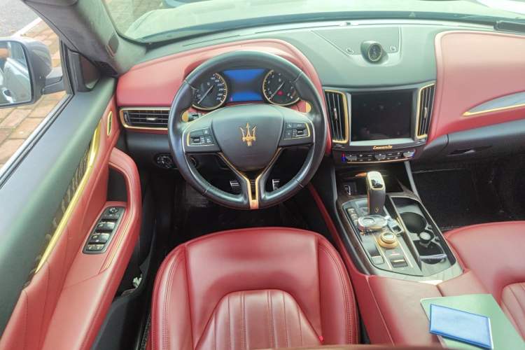 Used Maserati Levante 2019 3.0T Standard Version China VI Steering Wheel