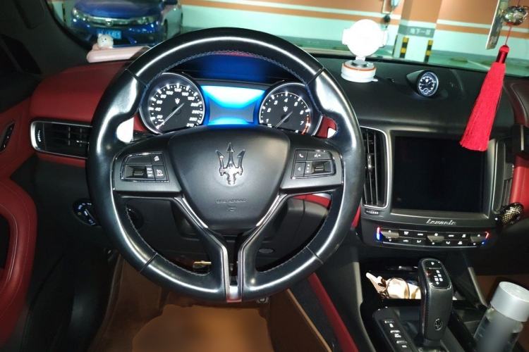 Used Maserati Levante 2019 3.0T Standard Version China VI Steering Wheel
