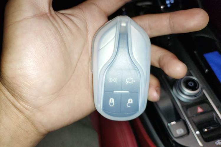 Used Maserati Levante 2019 3.0T Standard Version China VI Vehicle Key