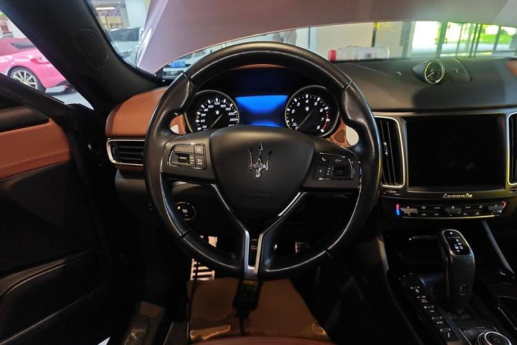 Used Maserati Levante 2019 3.0T Standard Version China VI Steering Wheel