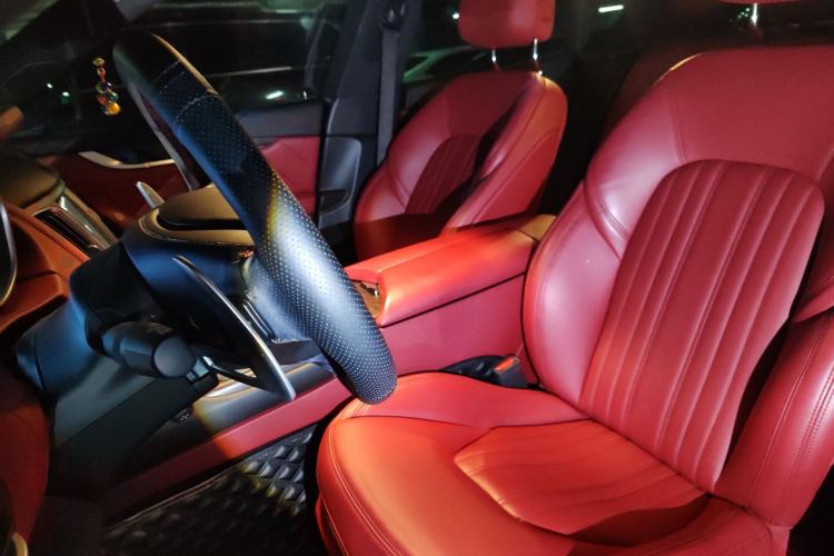 Used Maserati Levante 2019 3.0T Standard Version China VI Left Front Seat