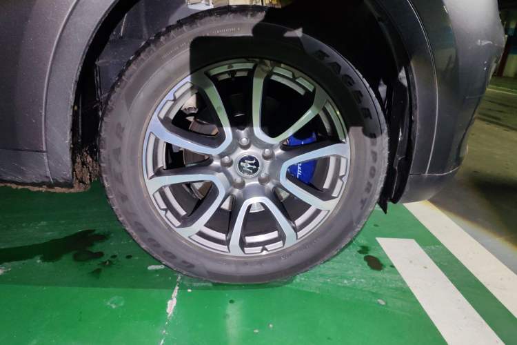 Used Maserati Levante 2019 3.0T Standard Version China VI Right Front Wheel Hub