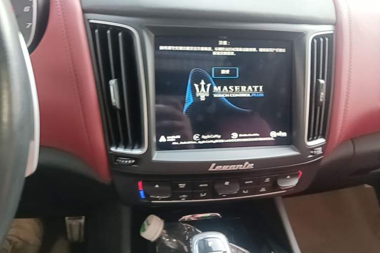 Used Maserati Levante 2019 3.0T Standard Version China V Emission Standard Audio And AC Panel