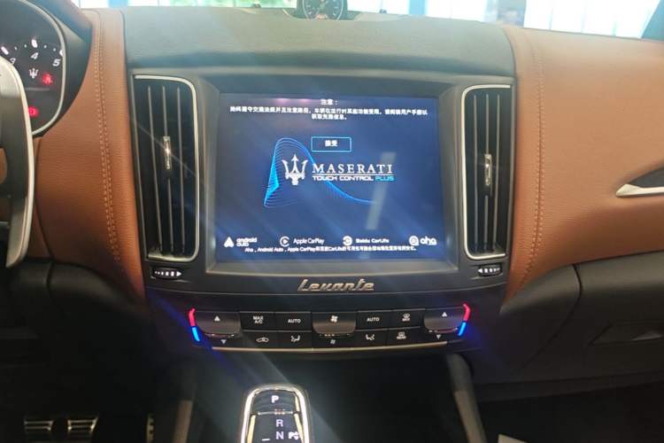 Used Maserati Levante 2019 3.0T Standard Version China VI Audio And AC Panel