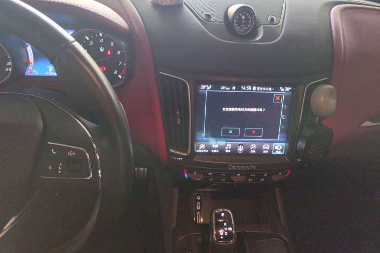 Used Maserati Levante 2019 3.0T Luxury Edition China VI Standard Audio And AC Panel