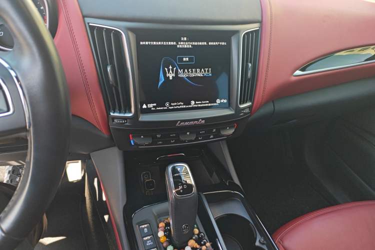 Used Maserati Levante 2019 3.0T Standard Version China VI Audio And AC Panel