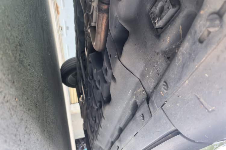 Used Maserati Levante 2019 3.0T Standard Version China V Emission Standard Chassis Front Left