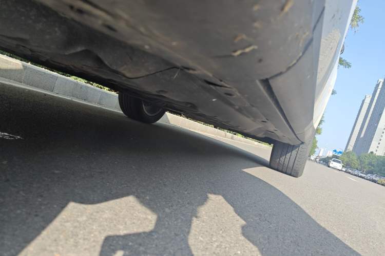 Used Maserati Levante 2019 3.0T Standard Version China V Emission Standard Chassis Front Left