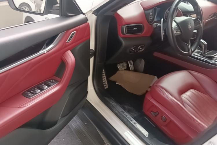 Used Maserati Levante 2019 3.0T Standard Version China V Emission Standard Driver Seat