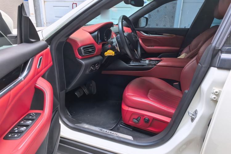 Used Maserati Levante 2019 3.0T Standard Version China V Emission Standard Driver Seat