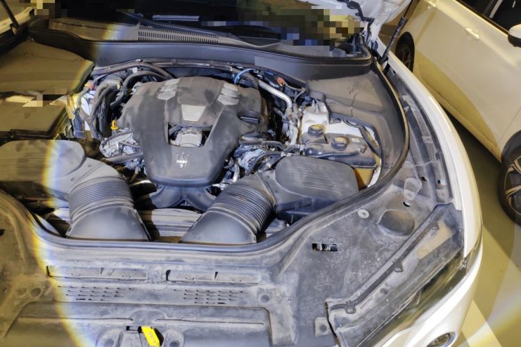 Used Maserati Levante 2019 3.0T Standard Version China VI Engine Bay Left