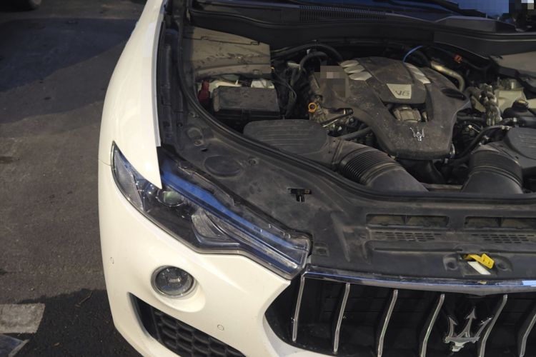Used Maserati Levante 2019 3.0T Standard Version China V Emission Standard Engine Bay Right