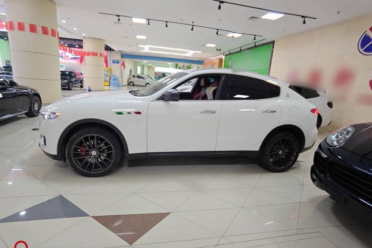 Used Maserati Levante 2019 3.0T Standard Version China VI Exterior 2