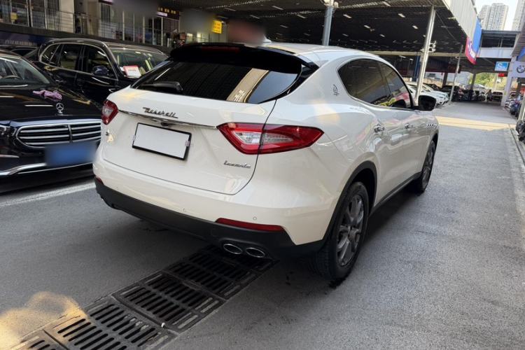 Used Maserati Levante 2019 3.0T Standard Version China VI Exterior 5