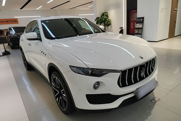 Used Maserati Levante 2019 3.0T Standard Version China V Emission Standard Front Right 45 Deg