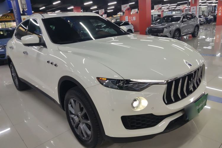 Used Maserati Levante 2019 3.0T Standard Version China VI Front Right 45 Deg