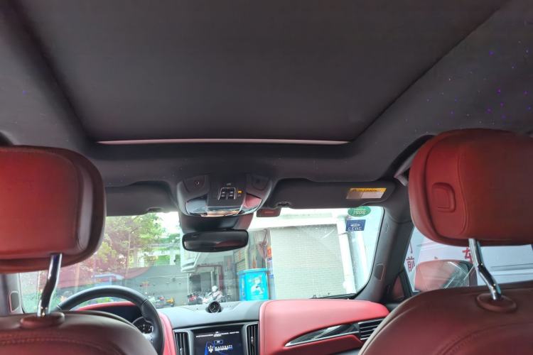 Used Maserati Levante 2019 3.0T Standard Version China V Emission Standard Headliner